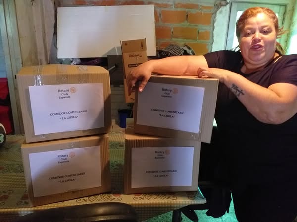 Regalos de Reyes para comedores comunitarios, clubes deportivos y sociedad de fomento local